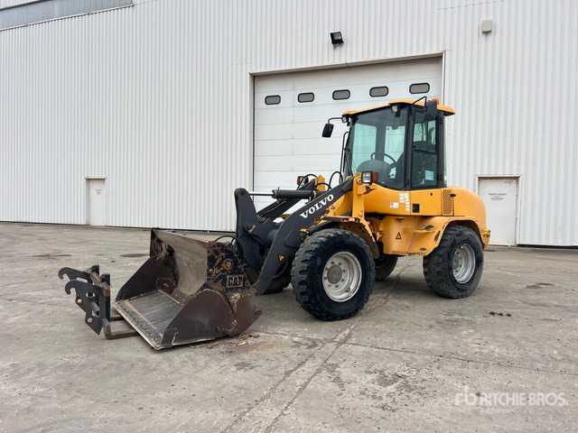 2009 Volvo L30B-Z Chargeuse Sur Pneus Wheel Loader - Wheel loader: picture 2 2009 Volvo L30B-Z Chargeuse Sur Pneus Wheel Loader - Wheel loader: picture 2