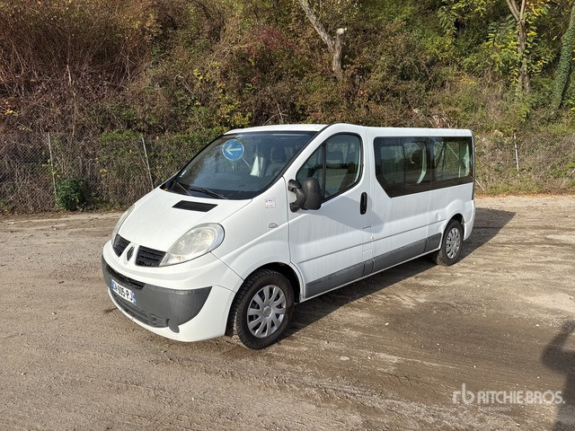 2013 Renault Trafic Minibus Minivan - Passenger van: picture 1 2013 Renault Trafic Minibus Minivan - Passenger van: picture 1