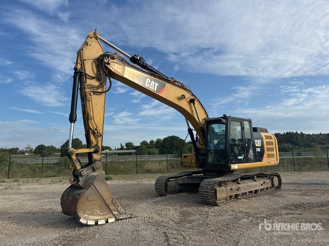 2016 Cat 320FL Pelles Sur Chenilles Tracked Excavator - Crawler excavator: picture 1 2016 Cat 320FL Pelles Sur Chenilles Tracked Excavator - Crawler excavator: picture 1