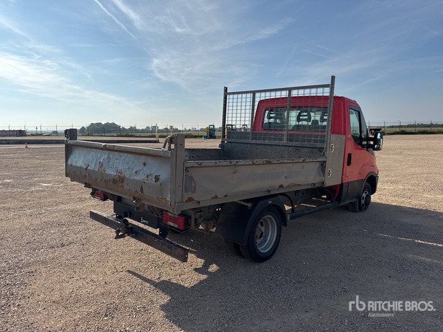 2016 Iveco 35-130 Camion Benne (Inoperable) Dump Truck: Light Duty - Tipper van: picture 3 2016 Iveco 35-130 Camion Benne (Inoperable) Dump Truck: Light Duty - Tipper van: picture 3