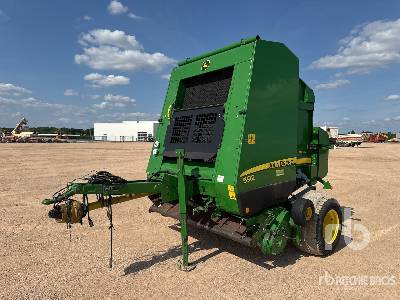 JOHN DEERE 592 Presse A Balles Rondes 1 Essieu S/A - Round baler: picture 1 JOHN DEERE 592 Presse A Balles Rondes 1 Essieu S/A - Round baler: picture 1