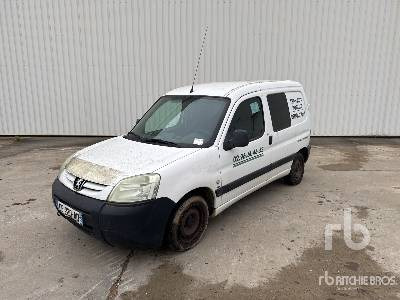 PEUGEOT PARTNER Vehicule Utilitaire - Panel van: picture 1 PEUGEOT PARTNER Vehicule Utilitaire - Panel van: picture 1
