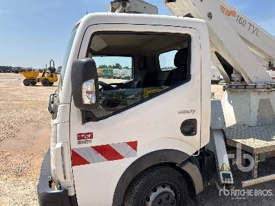 RENAULT MAXITY 140 DXI 2016 Comilev EN160TVL 16 m on C ... - Truck mounted aerial platform: picture 5 RENAULT MAXITY 140 DXI 2016 Comilev EN160TVL 16 m on C ... - Truck mounted aerial platform: picture 5