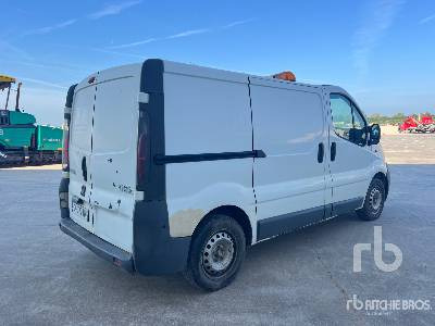 RENAULT TRAFIC Camion Fourgon - Box truck: picture 3 RENAULT TRAFIC Camion Fourgon - Box truck: picture 3