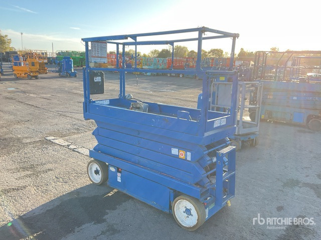 2012 Skyjack SJIII3226 Electric Scissor Lift - Scissor lift: picture 4 2012 Skyjack SJIII3226 Electric Scissor Lift - Scissor lift: picture 4