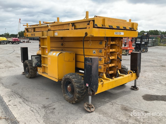 2014 Haulotte H18SDX 4x4 Diesel (Inoperable) Scissor Lift - Scissor lift: picture 1 2014 Haulotte H18SDX 4x4 Diesel (Inoperable) Scissor Lift - Scissor lift: picture 1