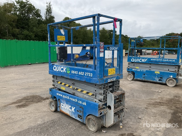 2015 Genie GS1932 Electric Scissor Lift - Scissor lift: picture 4 2015 Genie GS1932 Electric Scissor Lift - Scissor lift: picture 4