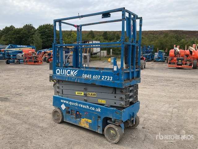 2015 Genie GS1932 Electric Scissor Lift - Scissor lift: picture 2 2015 Genie GS1932 Electric Scissor Lift - Scissor lift: picture 2
