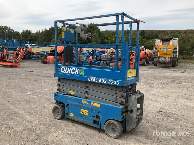 2015 Genie GS1932 Electric Scissor Lift - Scissor lift: picture 4 2015 Genie GS1932 Electric Scissor Lift - Scissor lift: picture 4