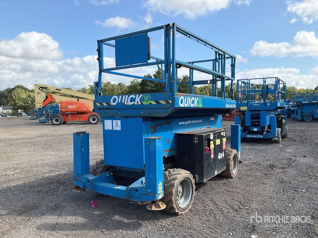 2017 Genie GS-4069 4x4 Diesel Scissor Lift - Scissor lift: picture 4 2017 Genie GS-4069 4x4 Diesel Scissor Lift - Scissor lift: picture 4