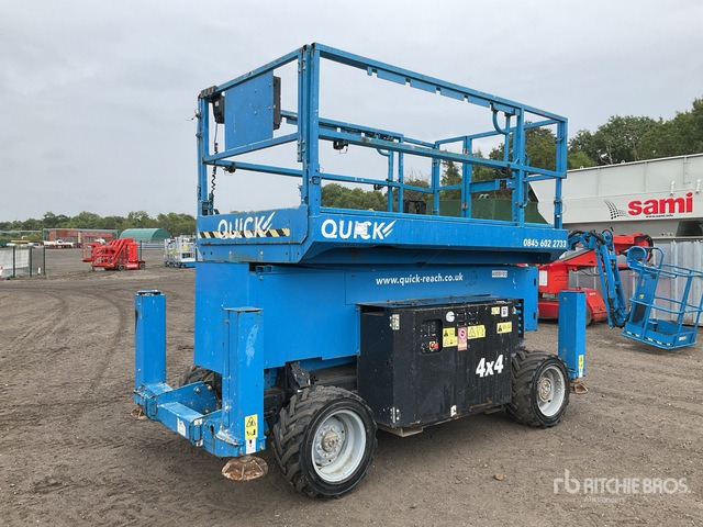 2017 Genie GS-4069 4x4 Diesel Scissor Lift - Scissor lift: picture 4 2017 Genie GS-4069 4x4 Diesel Scissor Lift - Scissor lift: picture 4