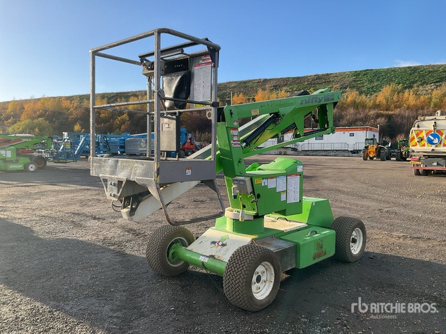 2017 Nifty-Lift HR12NDE 2WD Diesel Articulating Boom Lift - Articulated boom: picture 2 2017 Nifty-Lift HR12NDE 2WD Diesel Articulating Boom Lift - Articulated boom: picture 2