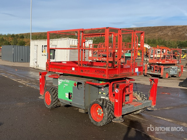 2017 Skyjack SJ6826RT 4x4 Diesel Scissor Lift - Scissor lift: picture 4 2017 Skyjack SJ6826RT 4x4 Diesel Scissor Lift - Scissor lift: picture 4