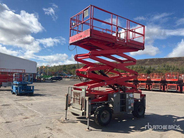2017 Skyjack SJ8841 4x4 Diesel Scissor Lift - Scissor lift: picture 2 2017 Skyjack SJ8841 4x4 Diesel Scissor Lift - Scissor lift: picture 2