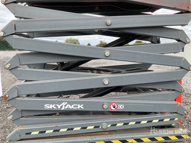2017 Skyjack SJIII4740 Electric Scissor Lift - Scissor lift: picture 5 2017 Skyjack SJIII4740 Electric Scissor Lift - Scissor lift: picture 5