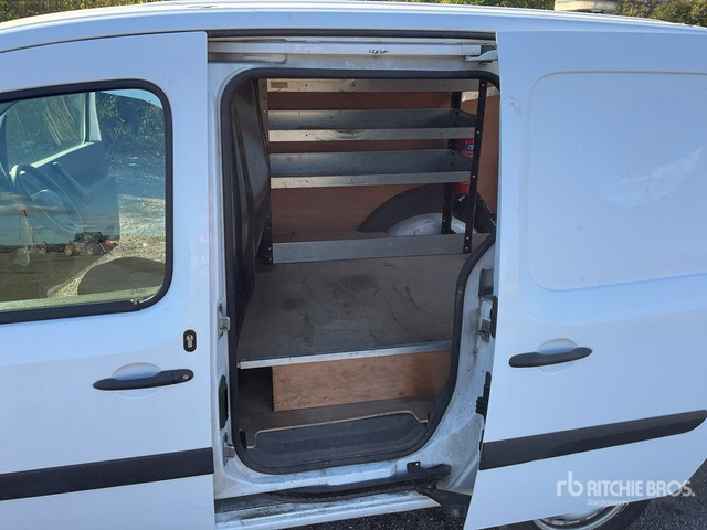 2018 Mercedes-Benz Citan 109 CDi BlueEfficiency Cargo Van - Small van: picture 5 2018 Mercedes-Benz Citan 109 CDi BlueEfficiency Cargo Van - Small van: picture 5