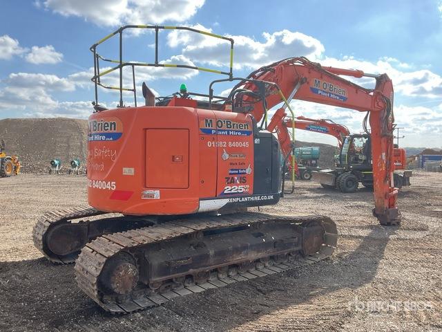 2019 Hitachi ZX225USLC-6 Tracked Excavator - Crawler excavator: picture 5 2019 Hitachi ZX225USLC-6 Tracked Excavator - Crawler excavator: picture 5