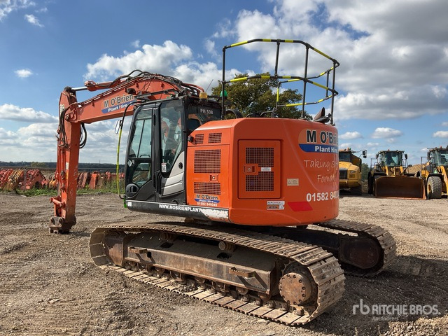 2019 Hitachi ZX225USLC-6 Tracked Excavator - Crawler excavator: picture 4 2019 Hitachi ZX225USLC-6 Tracked Excavator - Crawler excavator: picture 4