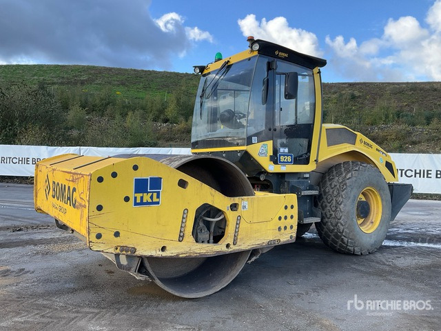 2022 Bomag BW216DH-5 Smooth Drum Compactor - Compactor: picture 2 2022 Bomag BW216DH-5 Smooth Drum Compactor - Compactor: picture 2