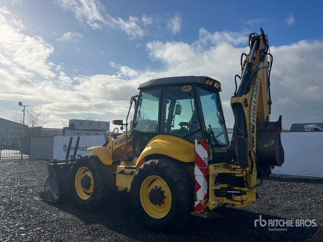 2015 New Holland B115C 4x4x4 Backhoe Loader - Other machinery: picture 5 2015 New Holland B115C 4x4x4 Backhoe Loader - Other machinery: picture 5