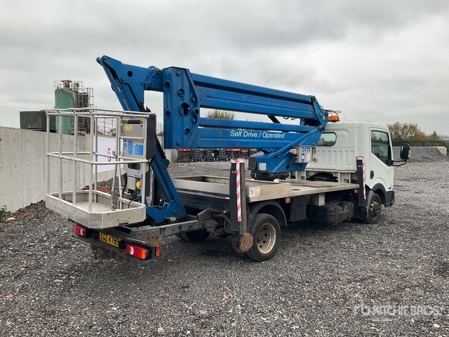 2015 Nissan Cabstar NT400 2015 CTE ZED 21.2JH 20 m on 4x2 Bucket Truck - Other machinery: picture 4 2015 Nissan Cabstar NT400 2015 CTE ZED 21.2JH 20 m on 4x2 Bucket Truck - Other machinery: picture 4