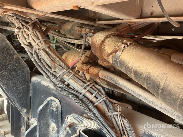 1995 Kenworth C500 Simon Telelect 92-45 on 4x4 Drill Truck - Drilling rig: picture 5 1995 Kenworth C500 Simon Telelect 92-45 on 4x4 Drill Truck - Drilling rig: picture 5