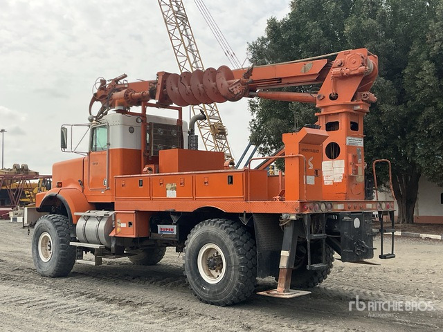 1995 Kenworth C500 Simon Telelect 92-45 on 4x4 Drill Truck - Drilling rig: picture 2 1995 Kenworth C500 Simon Telelect 92-45 on 4x4 Drill Truck - Drilling rig: picture 2