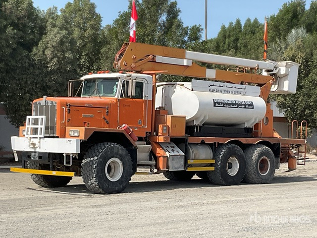 1995 Kenworth C500B 6x6 w/ Water Tank Bucket Truck - Truck mounted aerial platform: picture 2 1995 Kenworth C500B 6x6 w/ Water Tank Bucket Truck - Truck mounted aerial platform: picture 2