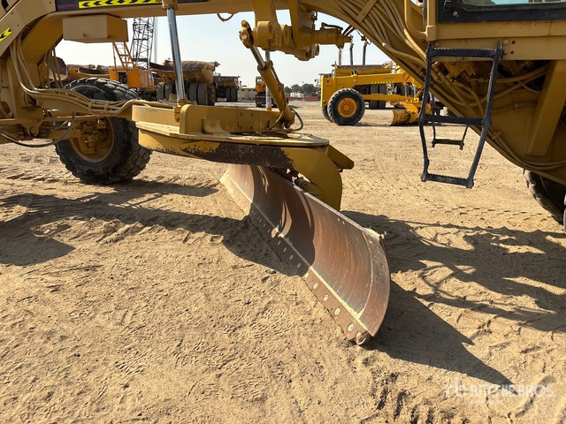 2001 Cat 140H Motor Grader - Grader: picture 4 2001 Cat 140H Motor Grader - Grader: picture 4