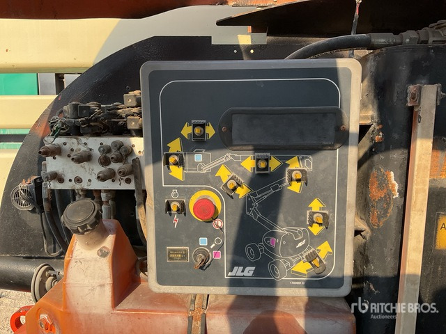 2002 JLG 450AJ Series ll 4WD Diesel Articulating Boom Lift - Articulated boom: picture 5 2002 JLG 450AJ Series ll 4WD Diesel Articulating Boom Lift - Articulated boom: picture 5