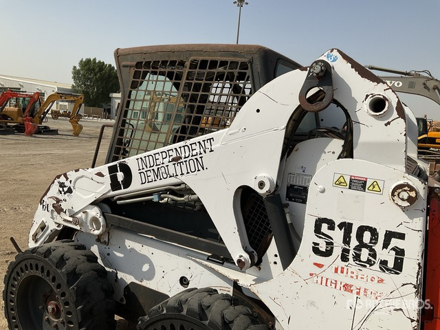 2004 Bobcat S185 - Skid steer loader: picture 5 2004 Bobcat S185 - Skid steer loader: picture 5
