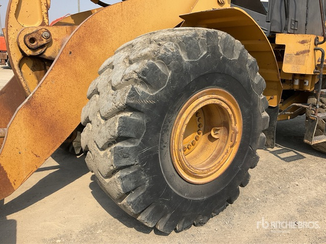 2004 Cat 972G Series II - Wheel loader: picture 5 2004 Cat 972G Series II - Wheel loader: picture 5