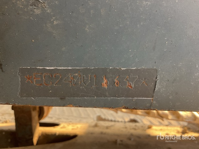 2004 Volvo EC240B LC - Crawler excavator: picture 3 2004 Volvo EC240B LC - Crawler excavator: picture 3