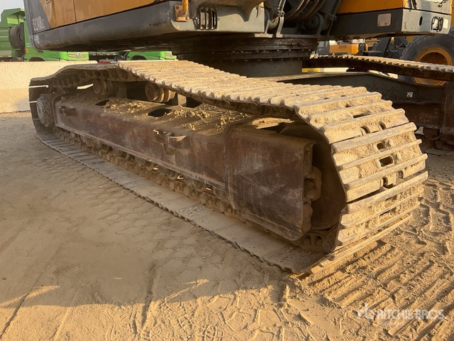 2004 Volvo EC240B LC - Crawler excavator: picture 4 2004 Volvo EC240B LC - Crawler excavator: picture 4