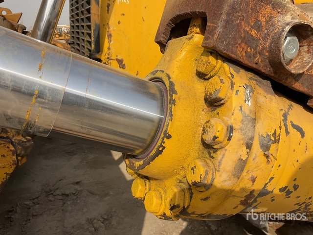 2013 Komatsu D155A-6 - Bulldozer: picture 5 2013 Komatsu D155A-6 - Bulldozer: picture 5