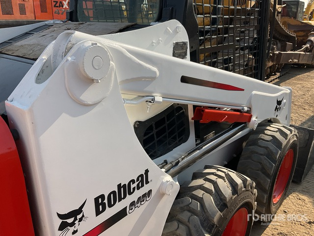 2014 Bobcat S450 Skid Steer Loader - Skid steer loader: picture 4 2014 Bobcat S450 Skid Steer Loader - Skid steer loader: picture 4