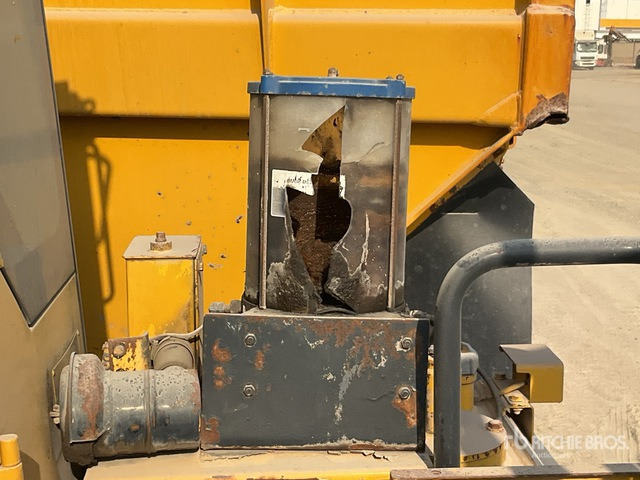 2014 Komatsu HM400-2R Articulated Dump Truck - Articulated dumper: picture 5 2014 Komatsu HM400-2R Articulated Dump Truck - Articulated dumper: picture 5