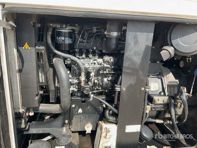 2015 Sdmo 22 kVA Skid-Mounted (Inoperable) Generator Set - Generator set: picture 5 2015 Sdmo 22 kVA Skid-Mounted (Inoperable) Generator Set - Generator set: picture 5