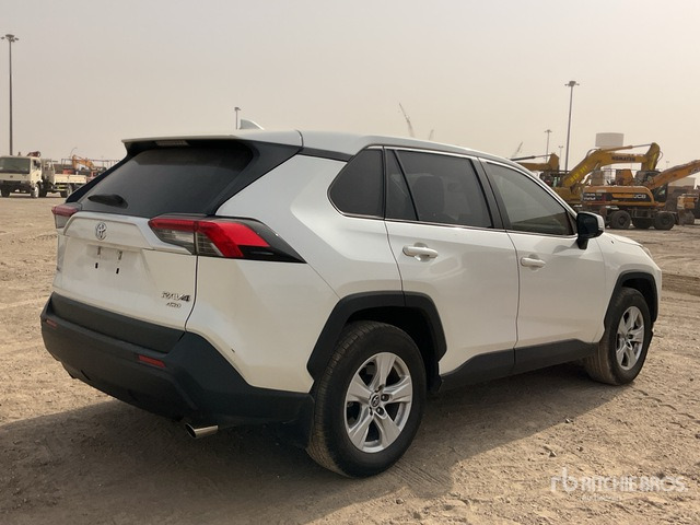 2019 Toyota RAV4 4WD SUV - SUV: picture 3 2019 Toyota RAV4 4WD SUV - SUV: picture 3