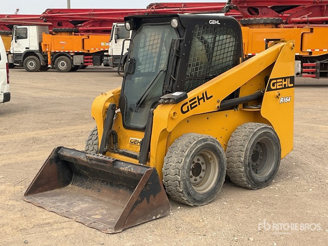2022 Gehl R164 - Skid steer loader: picture 2 2022 Gehl R164 - Skid steer loader: picture 2