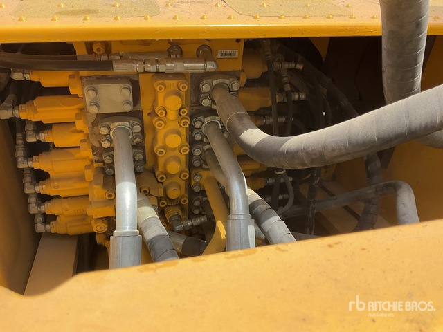 2022 Komatsu PC210LC-10M0 - Crawler excavator: picture 5 2022 Komatsu PC210LC-10M0 - Crawler excavator: picture 5