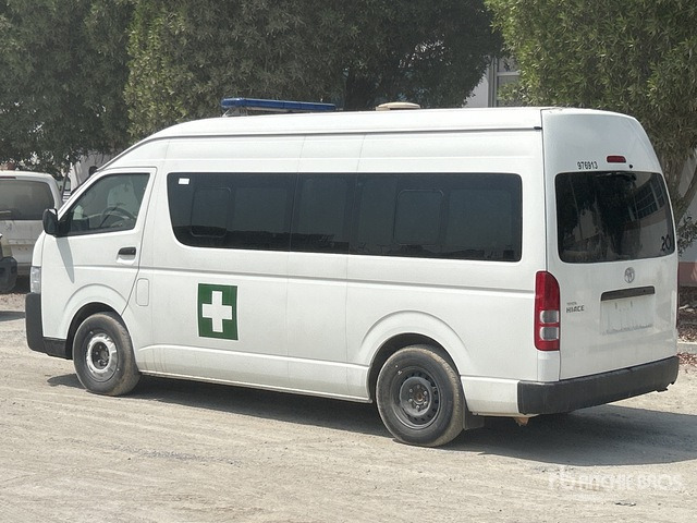2022 Toyota Hiace High Roof 4x2 Ambulance - Ambulance: picture 3 2022 Toyota Hiace High Roof 4x2 Ambulance - Ambulance: picture 3