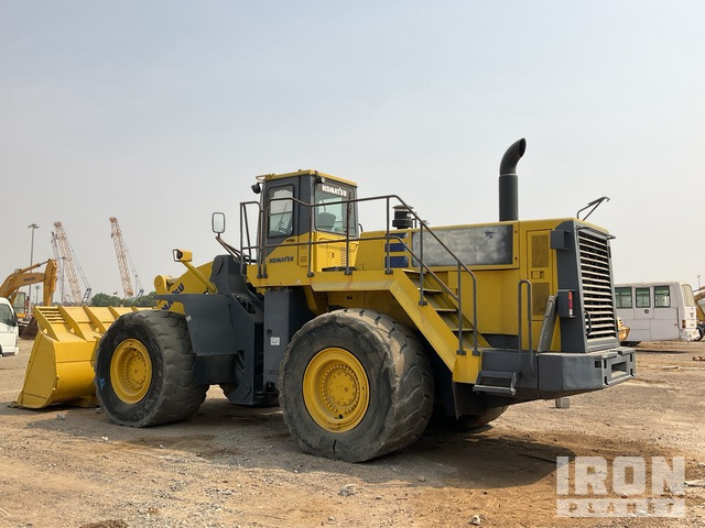 Komatsu WA600-6 - Wheel loader: picture 3 Komatsu WA600-6 - Wheel loader: picture 3