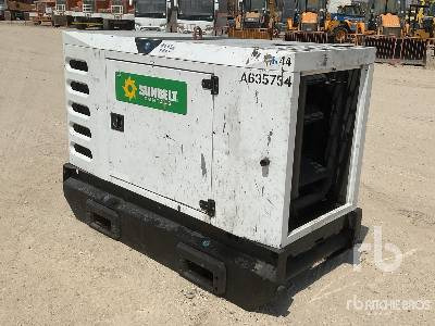 SDMO Skid-Mounted (Inoperable) - Generator set: picture 3 SDMO Skid-Mounted (Inoperable) - Generator set: picture 3