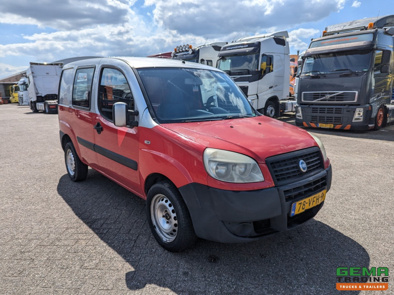 Fiat Doblò 1.9 JTD Euro4 - Handgeschakeld - Trekhaak - Small van: picture 2 Fiat Doblò 1.9 JTD Euro4 - Handgeschakeld - Trekhaak - Small van: picture 2