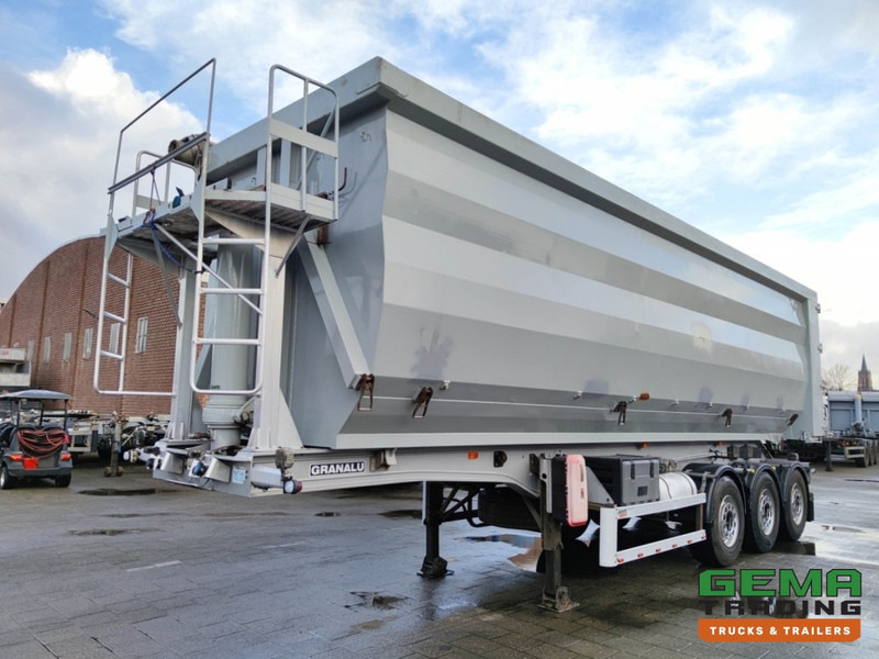 Granalu S3NA F270Z 52m³ - SteelBox/AluChassis - Coil - 8070KG (O1348) - Tipper semi-trailer: picture 4 Granalu S3NA F270Z 52m³ - SteelBox/AluChassis - Coil - 8070KG (O1348) - Tipper semi-trailer: picture 4