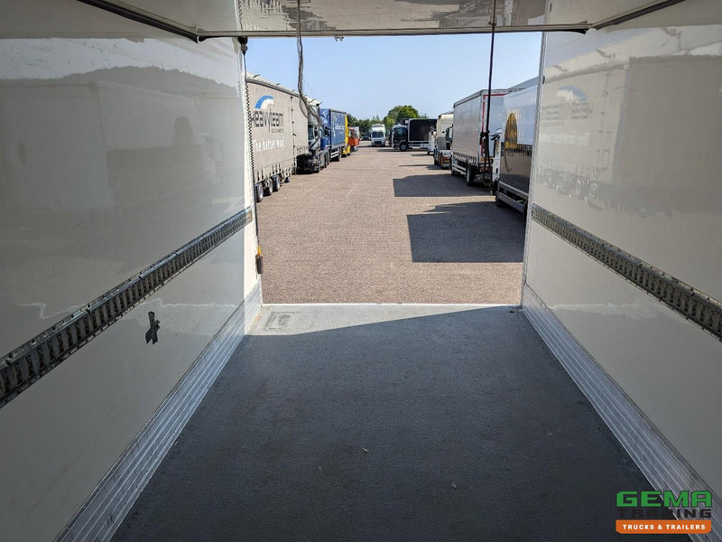 Refrigerator truck Iveco 100E19 4x2 Eurocargo Dagcab Euro6A - Koel-Vriesbak 4.65m - Thermo King V-600 MAX - 03/2026 APK: picture 11 Refrigerator truck Iveco 100E19 4x2 Eurocargo Dagcab Euro6A - Koel-Vriesbak 4.65m - Thermo King V-600 MAX - 03/2026 APK: picture 11