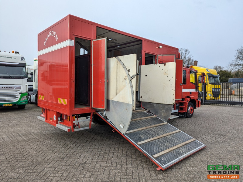Iveco Tector ML120E24D 4x2 Euro3 DubbelCabine - Paardenwagen 3-Paards - Kleedruimte - Hydraulische klep- TOP! - Horse truck: picture 3 Iveco Tector ML120E24D 4x2 Euro3 DubbelCabine - Paardenwagen 3-Paards - Kleedruimte - Hydraulische klep- TOP! - Horse truck: picture 3