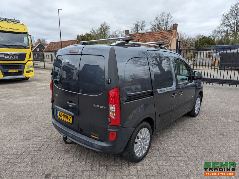 Mercedes-Benz Citan 108 CDI BlueEFFICIENCY - Airco - Dakrails - Trekhaak - 04/2026APK - Small van: picture 3 Mercedes-Benz Citan 108 CDI BlueEFFICIENCY - Airco - Dakrails - Trekhaak - 04/2026APK - Small van: picture 3