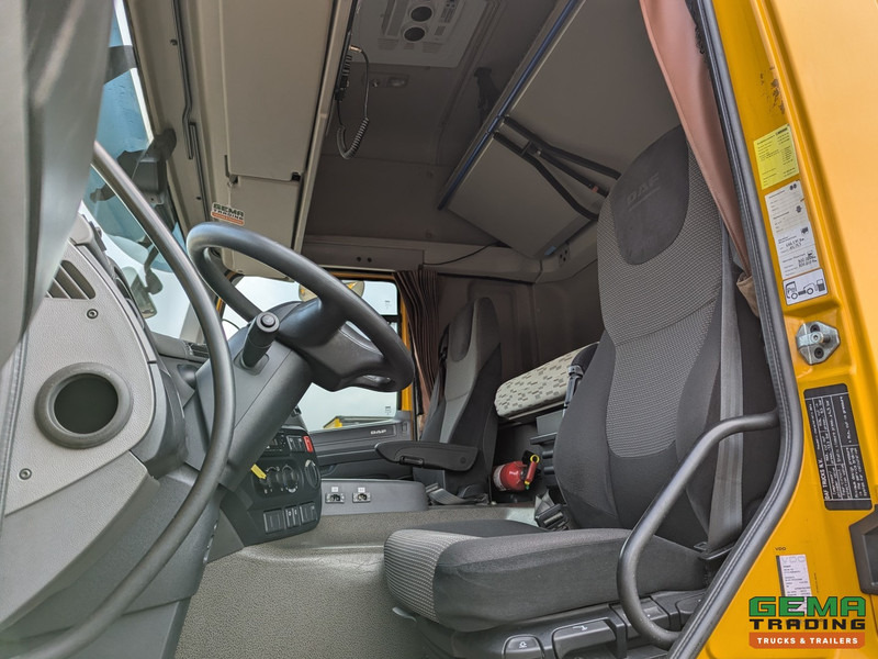 DAF CF 400 FT 4x2 Spacecab Euro6 - ADR - Retarder - Standairco - PTO Prep - Alcoa's - 12/2025APK - Tractor unit: picture 5 DAF CF 400 FT 4x2 Spacecab Euro6 - ADR - Retarder - Standairco - PTO Prep - Alcoa's - 12/2025APK - Tractor unit: picture 5